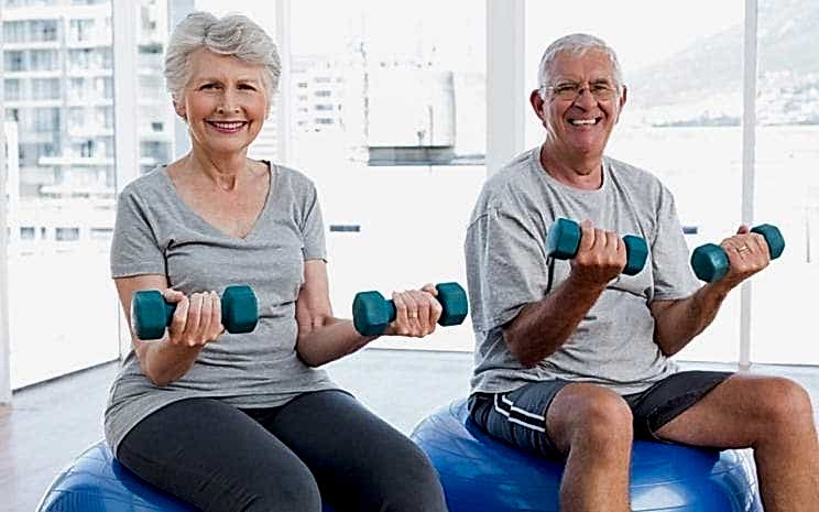 зарядка для пожилых